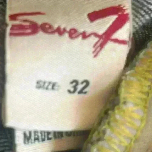 Seven for all Mankind jeans 32. Pre owned good condition. High rise boot cut - Picture 9 of 14